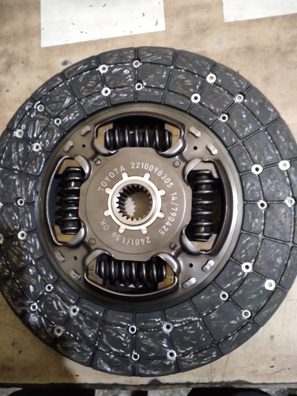 Toyota Fortuner Clutch Kit / Toyota Fortuner Clutch Plate Price