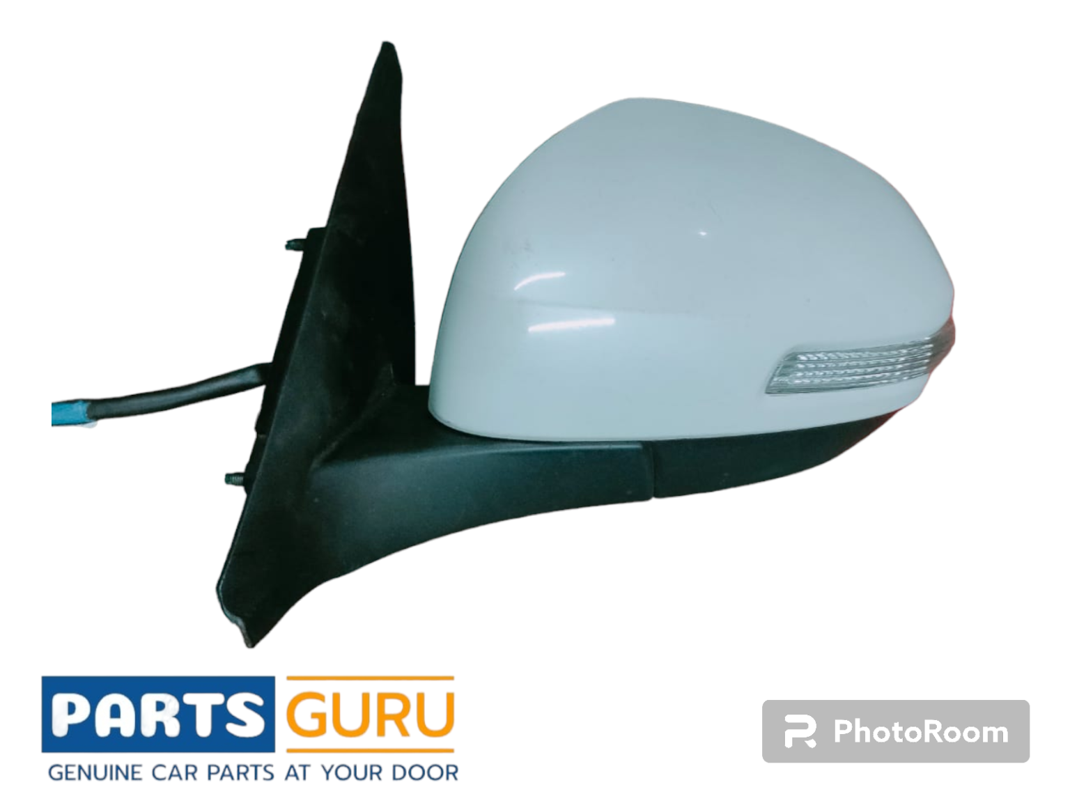 Maruti Suzuki Brezza Auto folding Mirror Price PartsGuru Buy genuine car spare parts online